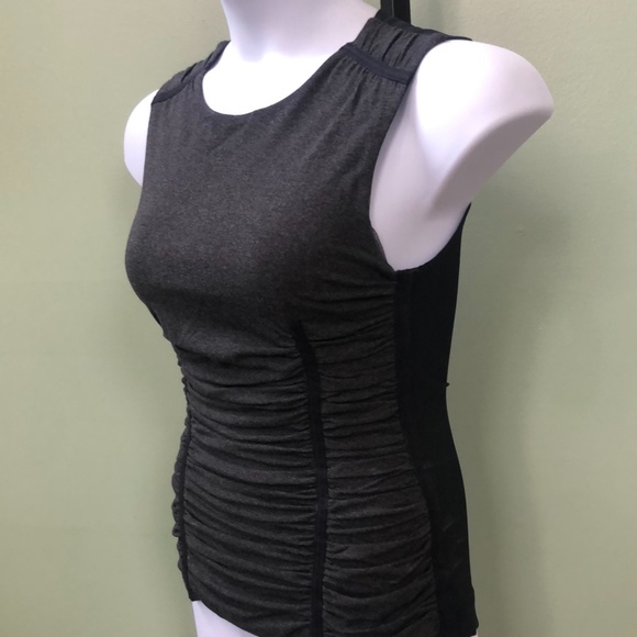 Dolce & Gabbana Tank Top SZ 44 - Picture 3 of 10